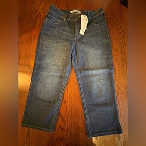 Chico’s Platinum Denim Dark Vintage Wash Blue Cropped Jeans Women Size 0 NWT